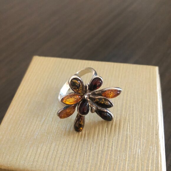 Sterling Silver  Ring with Multi Amber Stones - Picture 2 of 12